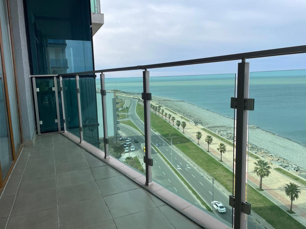 Zeyton Hotel Batumi Exterior photo