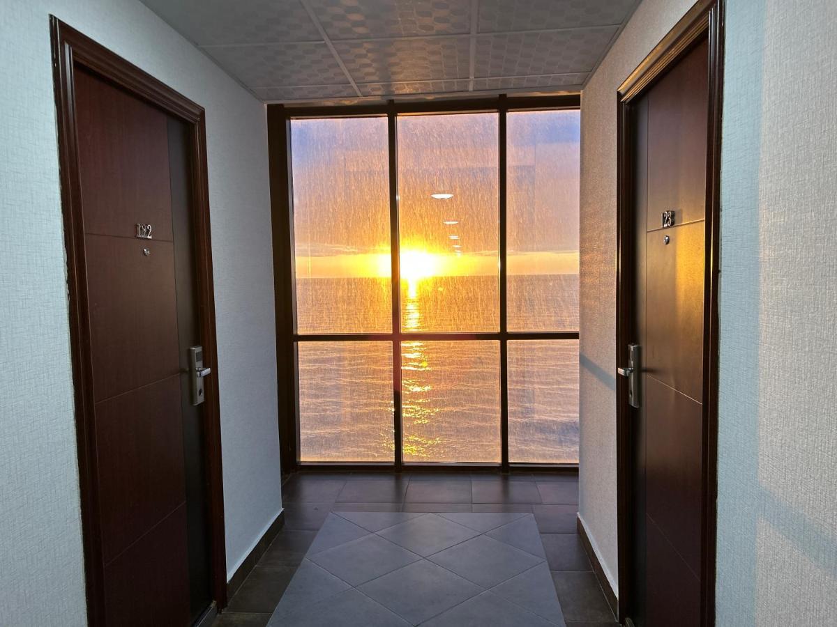 Zeyton Hotel Batumi Exterior photo